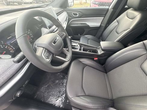 New 2026 Jeep Compass Latitude image 22