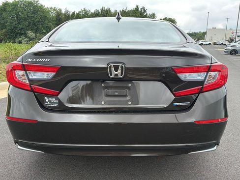 Used 2018 Honda Accord EX-L image 2