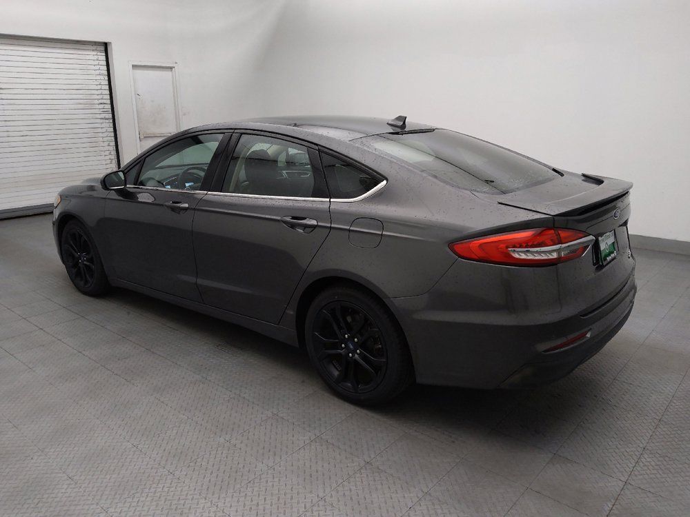 Used 2020 Ford Fusion SE w/ Equipment Group 151A FWD image 3