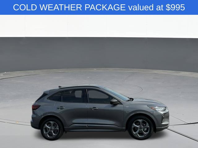 Used 2024 Ford Escape ST-Line w/ Tech Pack #1 FWD image 2