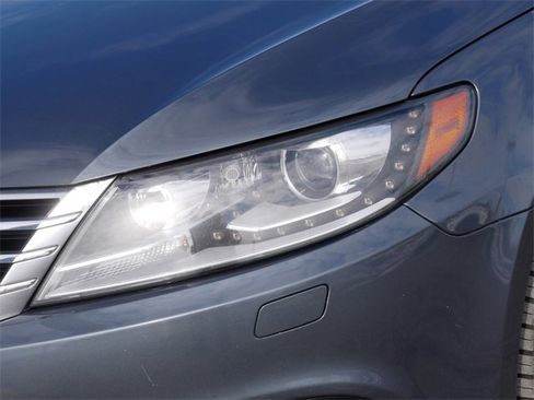 Used 2013 Volkswagen CC Lux image 10