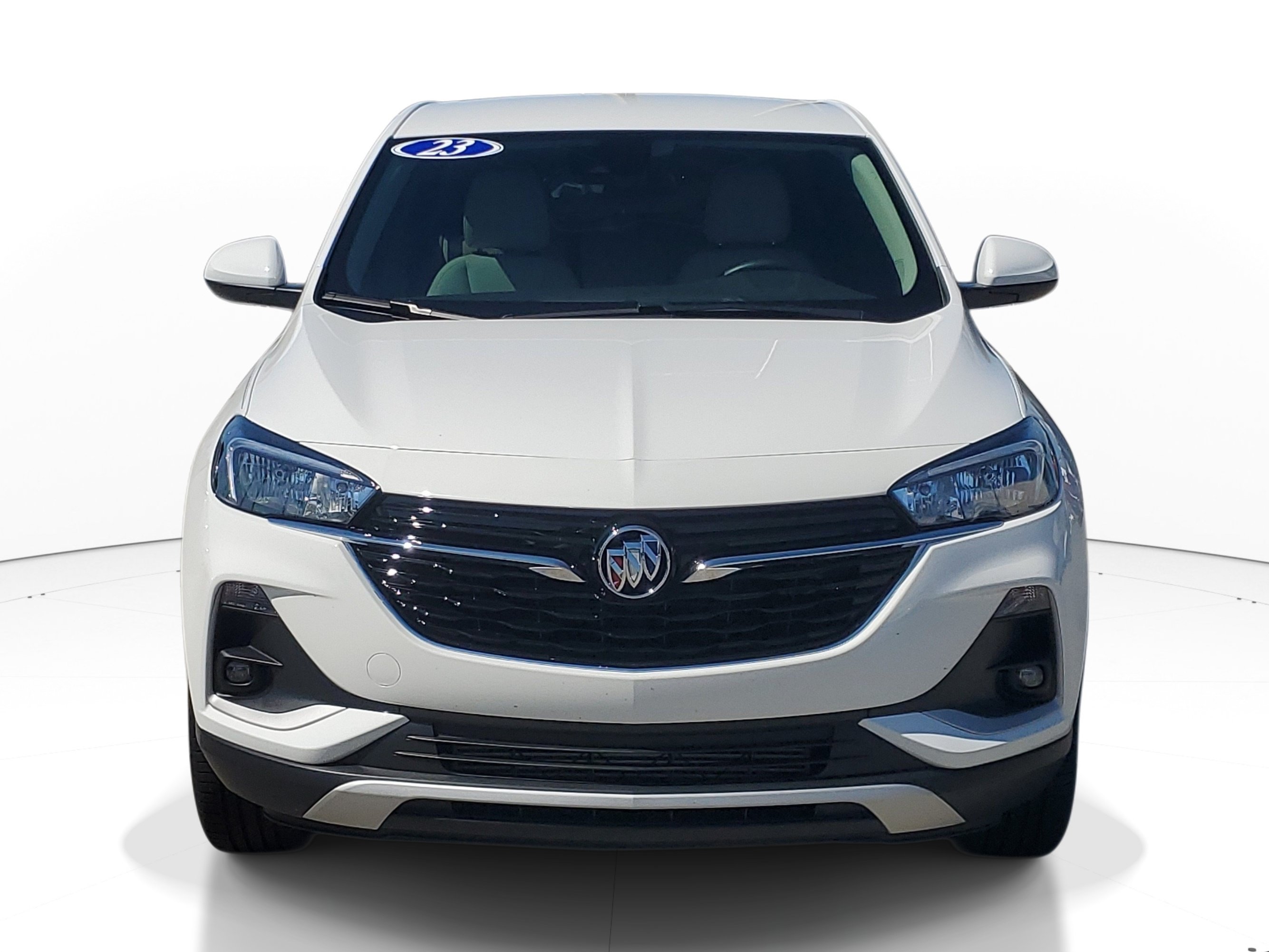 Used 2023 Buick Encore GX Preferred w/ Cold Weather Comfort Package FWD image 2
