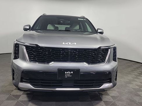 Certified 2025 Kia Sorento SX Prestige AWD/4WD image 13