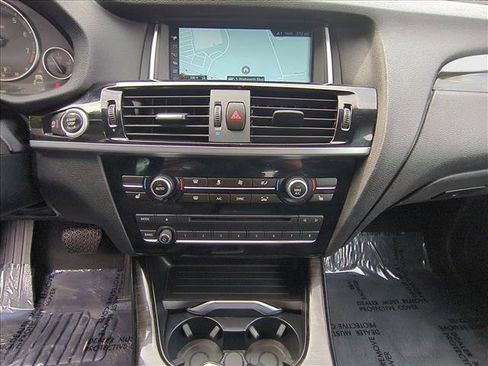 Used 2017 BMW X3 xDrive28i image 15