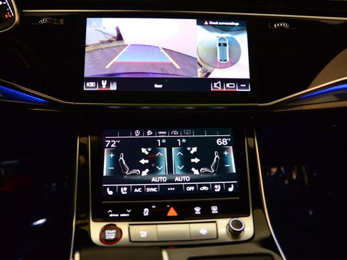 Used 2023 Audi SQ8 Premium Plus w/ SQ8 Luxury Package image 33