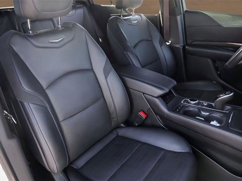 Certified 2024 Cadillac XT4 Sport image 30