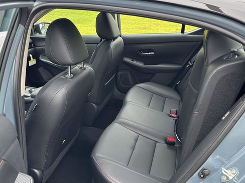 New 2025 Nissan Sentra SR w/ SR Premium Package image 9