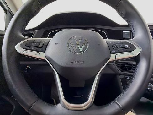 Used 2023 Volkswagen Jetta SE w/ Panoramic Sunroof Package FWD image 11