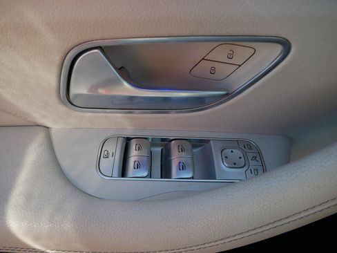 Used 2022 Mercedes-Benz GLE 450 4MATIC image 14