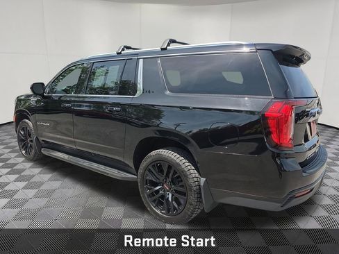 Used 2021 GMC Yukon XL SLE AWD/4WD image 3