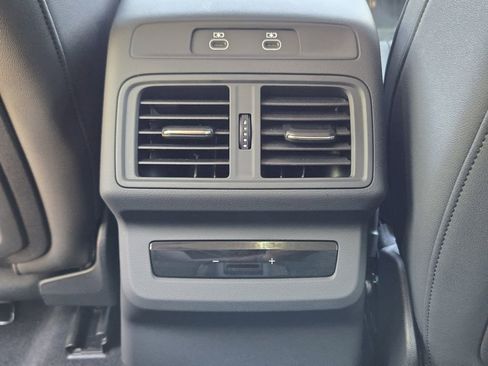 Certified 2025 Audi Q5 Premium image 38