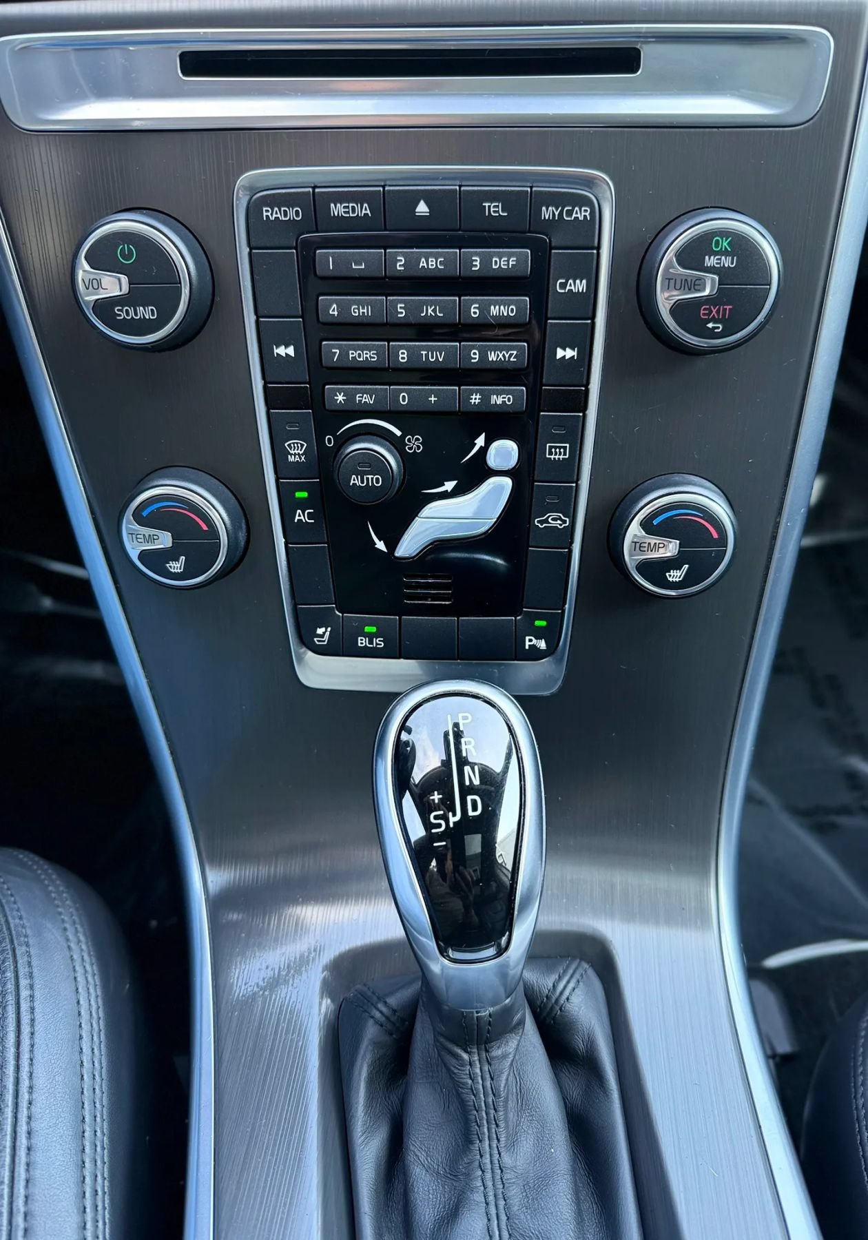 Used 2014 Volvo XC60 T6 AWD/4WD image 20