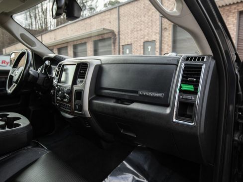 Used 2017 RAM 2500 Laramie image 29