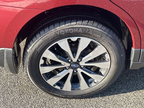 Used 2017 Subaru Outback 2.5i Limited image 7