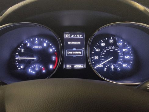 Used 2017 Hyundai Santa Fe Sport 2.0T w/ Cargo Package image 23