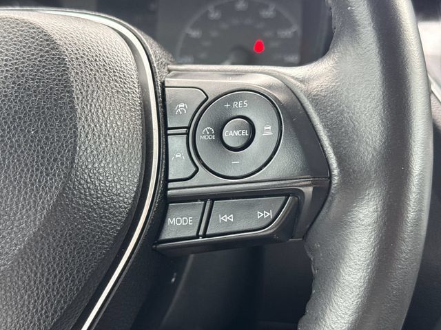 Used 2023 Toyota Corolla Cross LE FWD image 28