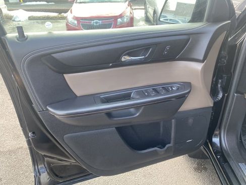 Used 2016 GMC Acadia SLT w/ Premium Edition image 21