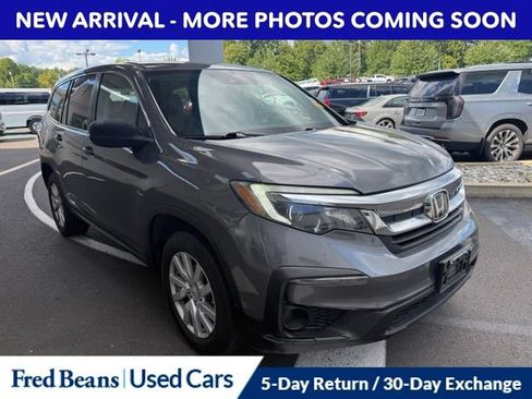 Used 2019 Honda Pilot LX image 1