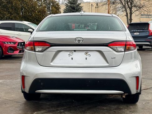 Used 2020 Toyota Corolla LE image 3