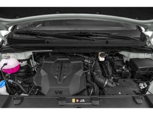 Used 2024 Kia Carnival EX image 15