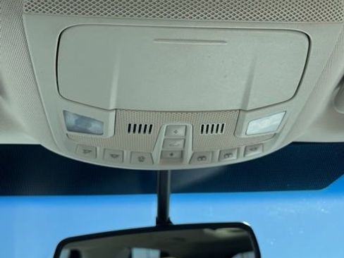 Used 2016 Ford Edge Titanium image 48