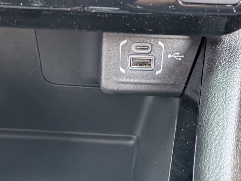 New 2025 Jeep Compass Limited w/ Sun & Sound Group image 24