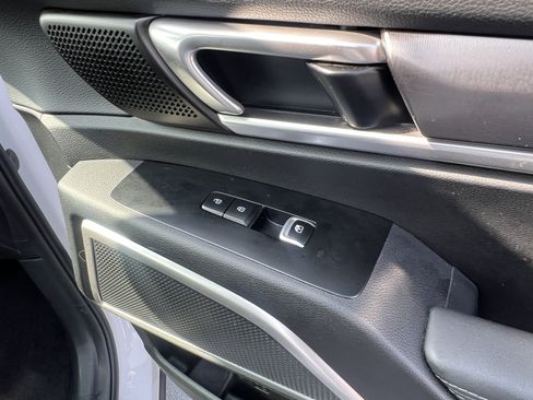 Used 2023 Kia Telluride S w/ S Sunroof Package image 19