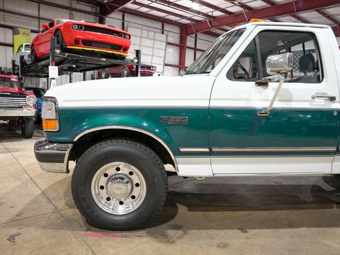 Used 1995 Ford F250 2WD Regular Cab image 3