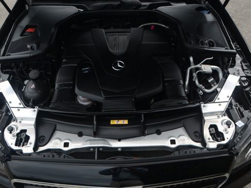 Used 2020 Mercedes-Benz E 450 4MATIC Cabriolet image 21