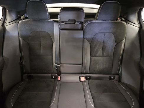 Used 2023 Volvo C40 P8 Recharge Ultimate image 37