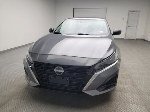 Used 2024 Nissan Altima 2.5 SV image 15