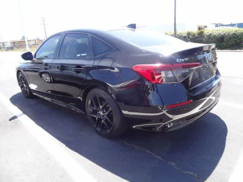 Used 2024 Honda Civic Sport image 7