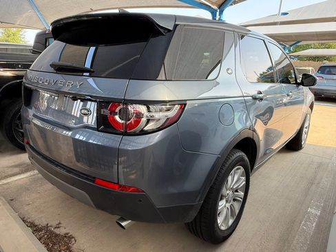 Used 2019 Land Rover Discovery Sport SE AWD/4WD image 6