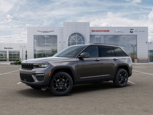 New 2025 Jeep Grand Cherokee Limited image 3
