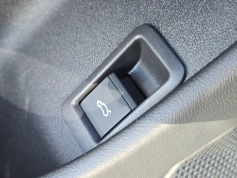 Used 2026 Audi A6 Premium Plus image 23