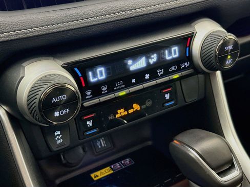Certified 2025 Toyota RAV4 Limited w/ Advanced Technology Package AWD/4WD image 27