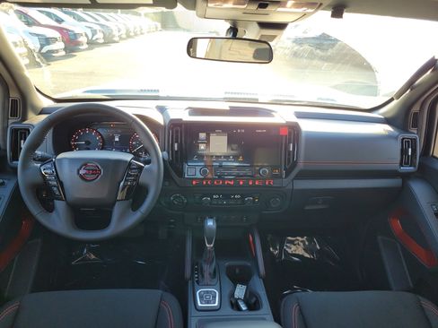 New 2026 Nissan Frontier PRO-4X w/ Tow Package AWD/4WD image 9