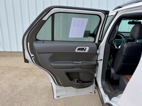 Used 2012 Ford Explorer Limited FWD image 16