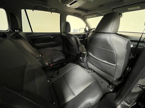Used 2022 Honda Pilot Elite image 12