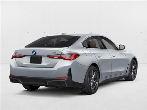 New 2026 BMW i4 eDrive40 w/ M Sport Package RWD image 2