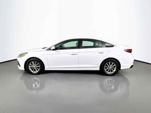 Used 2018 Hyundai Sonata SE image 2