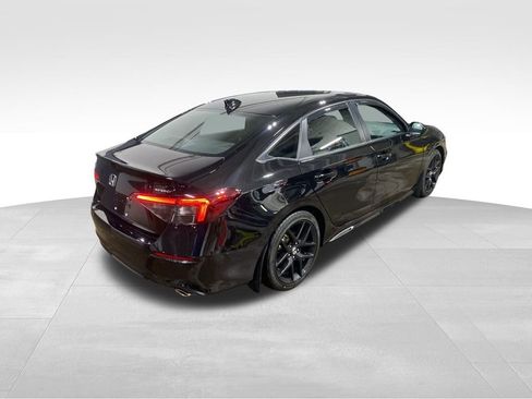 Certified 2025 Honda Civic Sport image 9