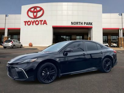 Used 2025 Toyota Camry SE w/ Convenience Package
