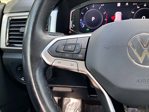 Used 2021 Volkswagen Atlas SEL image 24