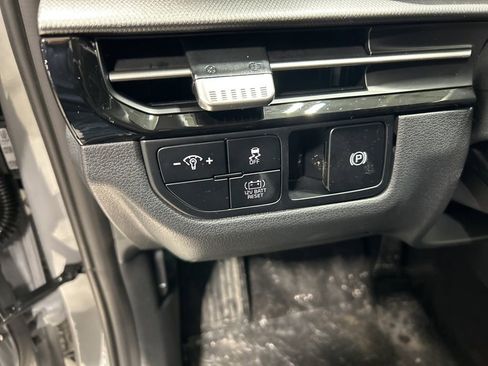 New 2026 Kia Sportage S image 11