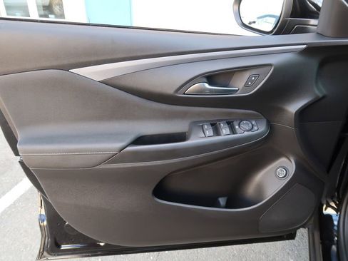 Certified 2025 Buick Envista Preferred w/ Convenience I Package image 15