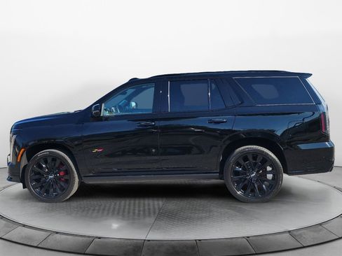 New 2026 Cadillac Escalade V w/ LPO, ONYX Package AWD/4WD image 4