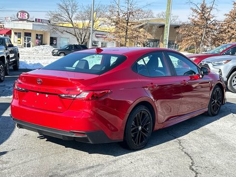 Certified 2025 Toyota Camry SE image 4