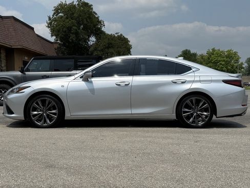 Used 2020 Lexus ES 350 F Sport image 2