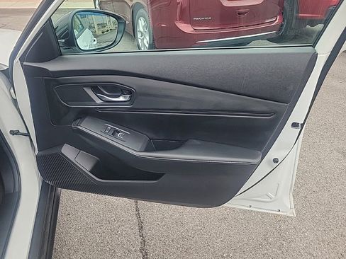 Used 2024 Honda Accord Sport image 30